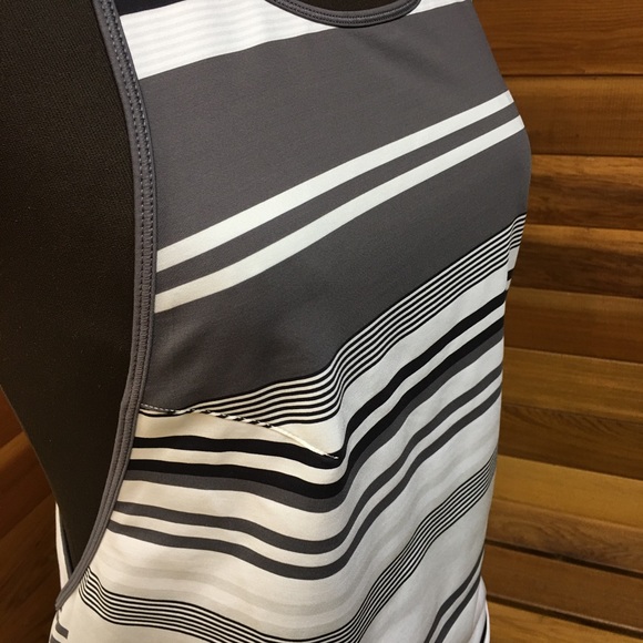 Lululemon Blissed Out Tank White Gray Dress Size 6 - Picture 5 of 6